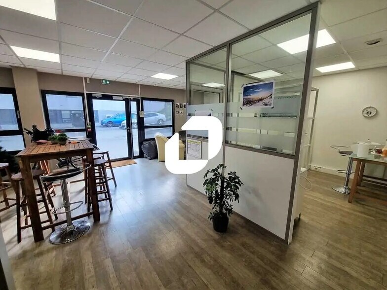 Bureau dans Limas à louer - Photo de l’immeuble – Image 3 sur 6