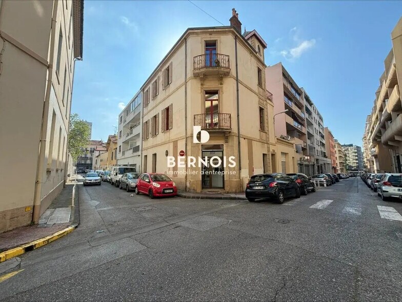 18 Rue Danton, Toulon à louer - Photo principale – Image 1 sur 5