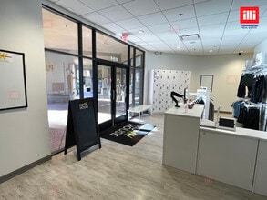 3825-3963 E Thousand Oaks Blvd, Westlake Village, CA à louer Photo intérieure– Image 2 sur 5