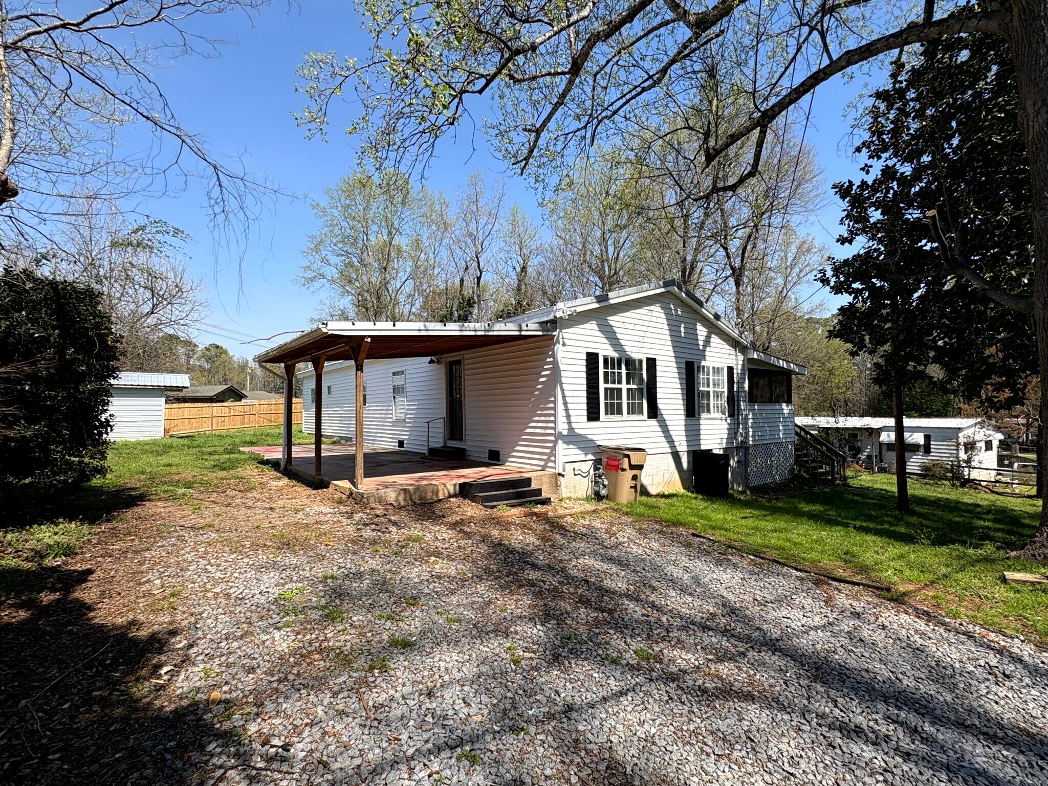 437 Oak Street No 1 SE, Acworth, GA à vendre Photo principale– Image 1 sur 11