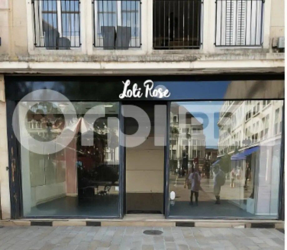 Local commercial dans Beauvais à louer Photo de l’immeuble– Image 1 sur 6