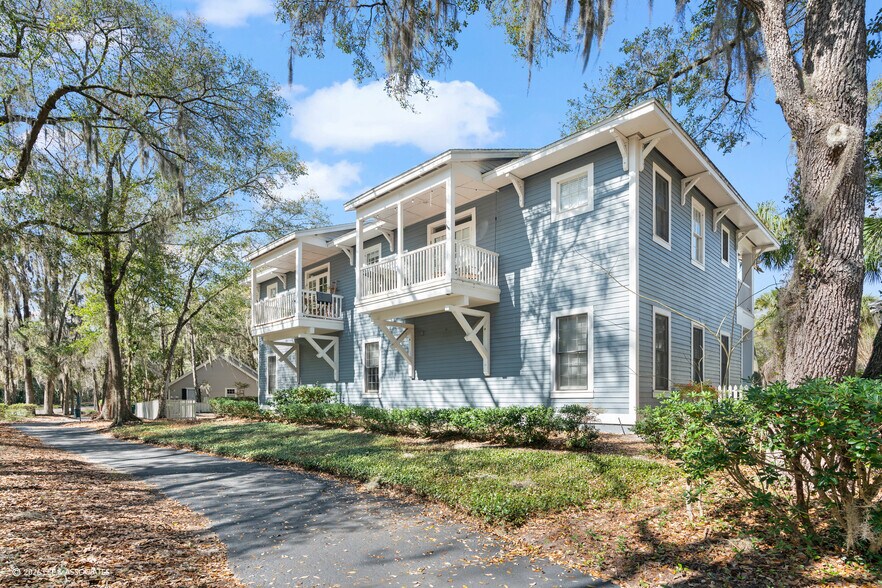 9111 SW 53rd Pl, Gainesville, FL à vendre - Photo de l’immeuble – Image 2 sur 14