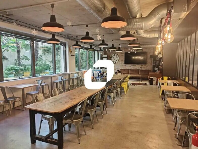96 Rue Edouard Vaillant, Levallois-Perret à louer - Photo de l’immeuble – Image 2 sur 9