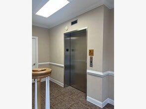 2758 Electric Rd, Roanoke, VA à louer Photo intérieure– Image 2 sur 5