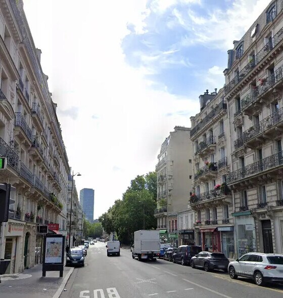 Local commercial dans Paris à vendre - Photo de l’immeuble – Image 2 sur 3