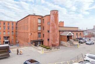 Plus de détails pour 1565-1567 N Main St, Fall River, MA - Bureau/Médical à louer