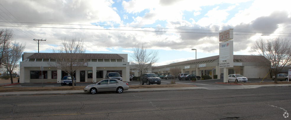 11497 Bartlett Ave, Adelanto, CA à louer - Photo principale – Image 1 sur 16