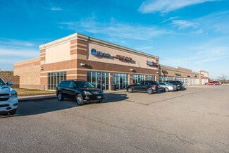 Plus de détails pour 11101-11148 Plum Dr, Urbandale, IA - Local commercial à louer