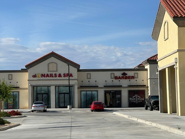 43144 10th St W, Lancaster, CA à louer - Photo de l’immeuble – Image 2 sur 4