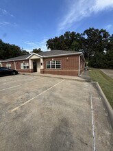 2786 E Millennium Dr, Fayetteville, AR à louer Photo intérieure– Image 2 sur 19