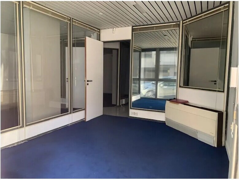Bureau dans Boulogne-Billancourt à louer - Photo de l’immeuble – Image 2 sur 7