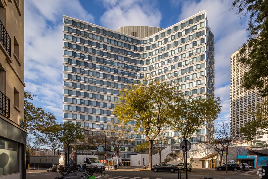 39-43 quai André Citroën, Paris à louer - Photo de l’immeuble – Image 3 sur 9