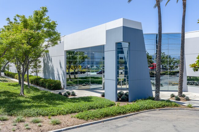 Plus de détails pour 1100 S Etiwanda Ave, Ontario, CA - Industriel/Logistique à louer