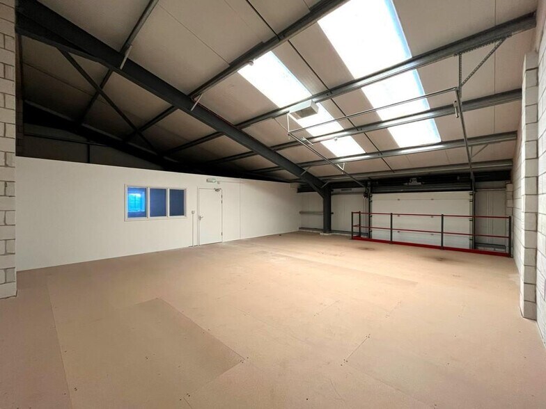 Maldon Rd, Latchingdon à vendre - Photo de l’immeuble – Image 3 sur 20