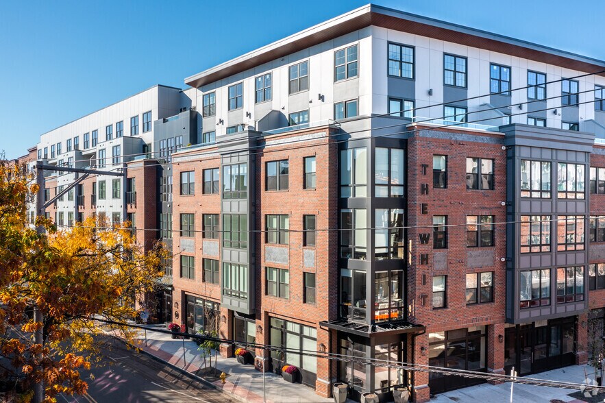 630-673 Chapel St, New Haven, CT à louer - Photo de l’immeuble – Image 1 sur 70