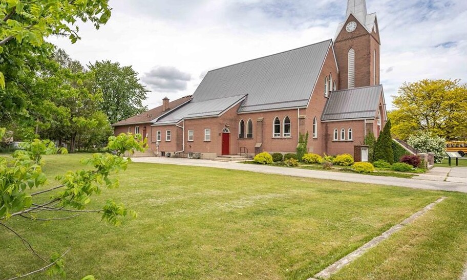 21 Lansdowne Av, Delhi, ON à vendre - Photo de l’immeuble – Image 2 sur 8