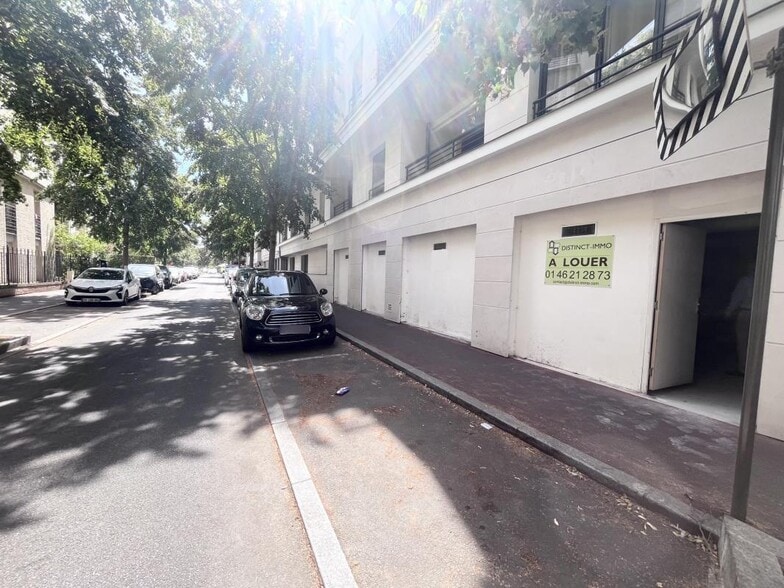Local commercial dans Suresnes à louer - Photo de l’immeuble – Image 1 sur 8