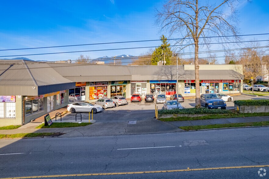 2073-2099 Dundas St, Vancouver, BC à louer - Photo de l’immeuble – Image 2 sur 3