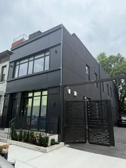 17 Herkimer Pl, Brooklyn, NY à louer - Photo de l’immeuble – Image 2 sur 15