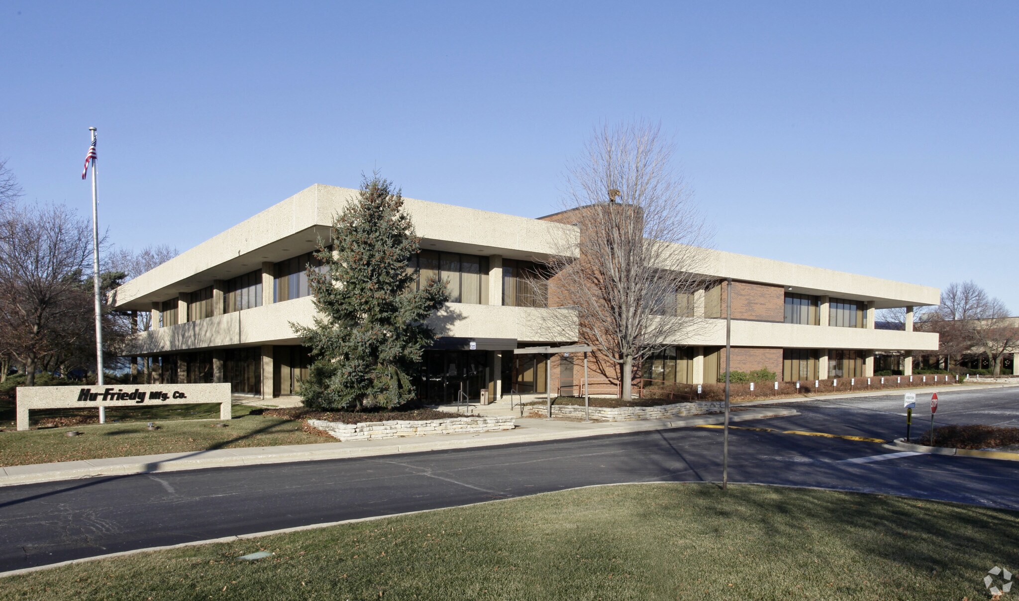 1666 E Touhy Ave, Des Plaines, IL à vendre Photo de l’immeuble– Image 1 sur 7
