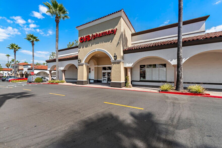 22361-22451 Antonio Pky, Rancho Santa Margarita, CA à louer - Photo de l’immeuble – Image 3 sur 33