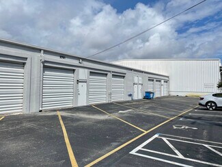 Plus de détails pour 2701 NE 4th Ave, Pompano Beach, FL - Industriel/Logistique à louer