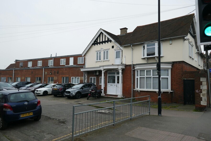 3 Rue De St. Lawrence, Waltham Abbey à vendre - Photo de l’immeuble – Image 1 sur 3