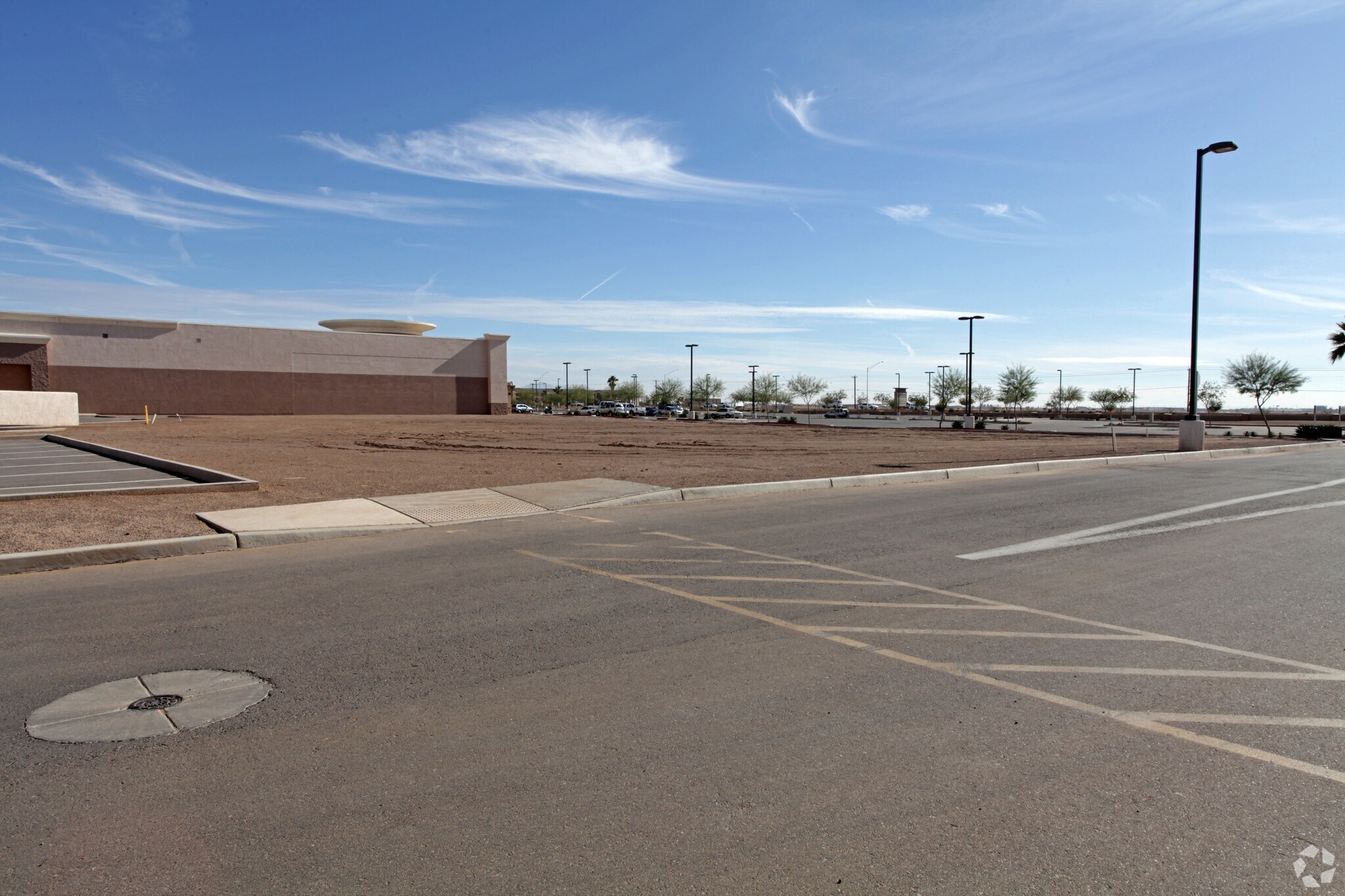 2024 E Florence Blvd, Casa Grande, AZ à louer Photo de l’immeuble– Image 1 sur 7