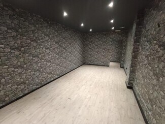 Plus de détails pour Local commercial à louer