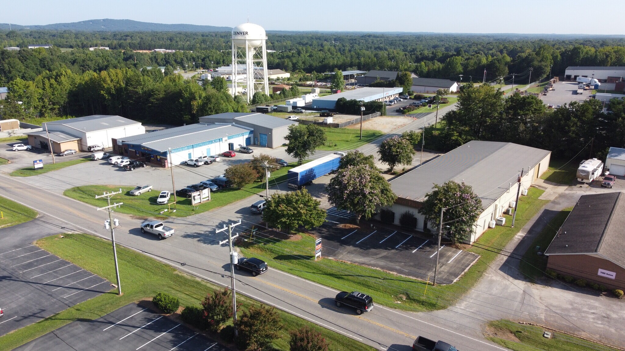 4086 N NC 16 Business Hwy, Denver, NC à louer Photo de l’immeuble– Image 1 sur 10