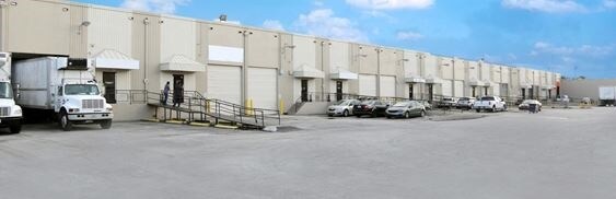2850-2930 NW 72nd Ave, Miami, FL à louer - Photo de l’immeuble – Image 3 sur 4