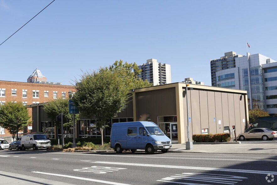 1900 SW 5th Ave, Portland, OR à louer - Photo de l’immeuble – Image 2 sur 6