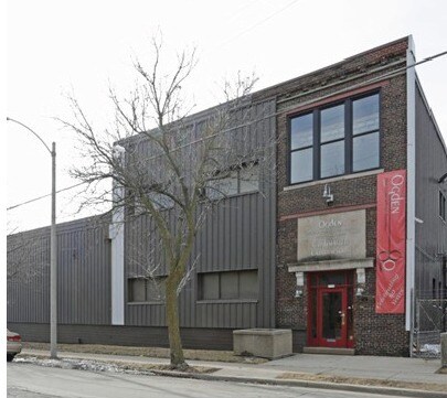 2123 W Michigan St, Milwaukee, WI à louer - Photo de l’immeuble – Image 2 sur 5