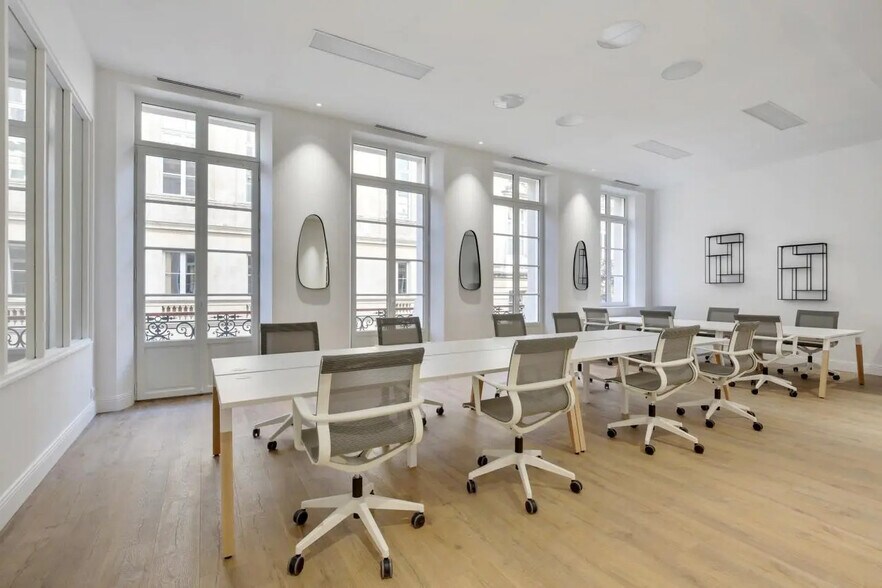 Bureau dans Bordeaux à louer - Photo de l’immeuble – Image 3 sur 16