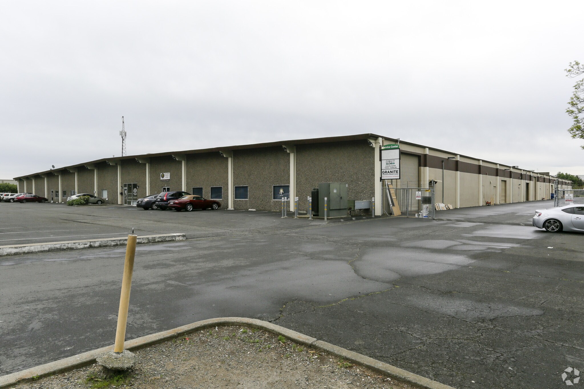 1891 Woolner Ave, Fairfield, CA à louer Photo de l’immeuble– Image 1 sur 5