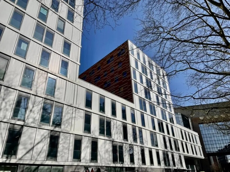 Local commercial dans Lille à louer - Photo de l’immeuble – Image 1 sur 29