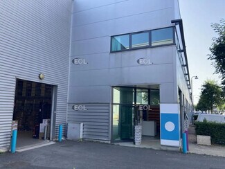 Plus de détails pour Local d'activités à louer