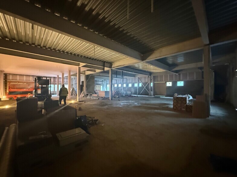 8-9 Station Clos, Potters Bar à vendre - Photo de l’immeuble – Image 3 sur 7