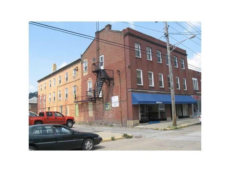 139-141 S Jefferson St, Kittanning, PA à vendre - Photo de l’immeuble – Image 2 sur 19
