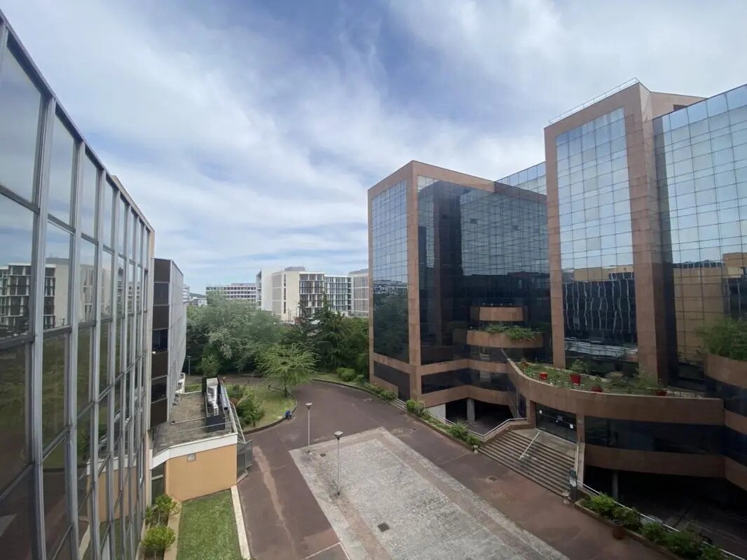 Bureau dans Fontenay-sous-Bois à louer Photo de l’immeuble– Image 1 sur 11