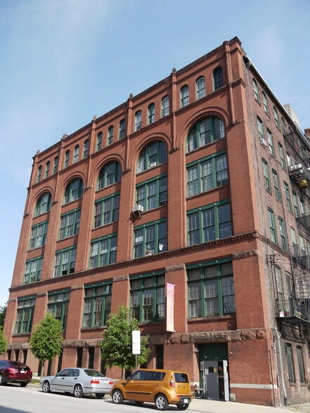 1501 Guilford Ave, Baltimore, MD à vendre - Photo de l’immeuble – Image 3 sur 4