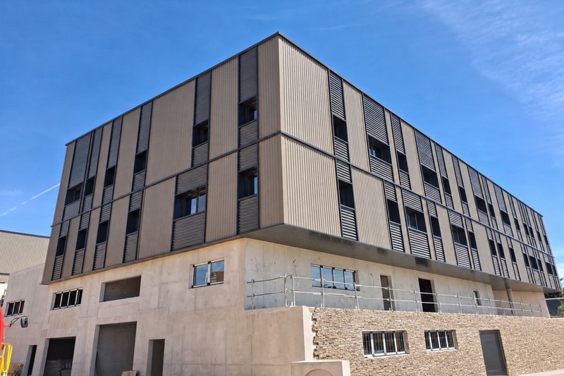 Bureau dans Villeneuve-lès-Maguelone à vendre - Photo de l’immeuble – Image 3 sur 12