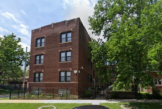 Plus de détails pour 7342 S Kingston Ave, Chicago, IL - Logement à vendre