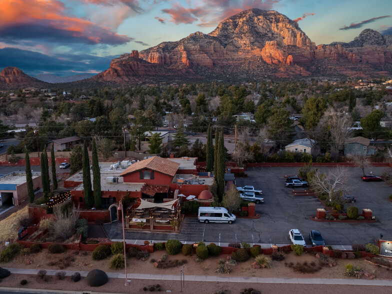 2620 W State Route 89A, Sedona, AZ à vendre - Photo de l’immeuble – Image 2 sur 9