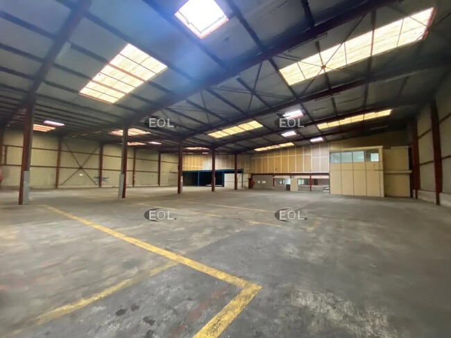 Plus de détails pour Industriel/Logistique à vendre
