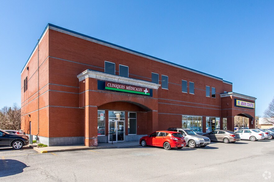 860 Boul Saint-René O, Gatineau, QC à louer - Photo de l’immeuble – Image 2 sur 4