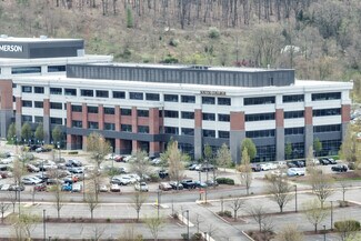 Plus de détails pour 3000 Westinghouse Dr, Cranberry Township, PA - Bureau à louer