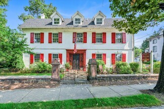 Plus de détails pour 301 W Main St, Ephrata, PA - Hôtellerie à vendre