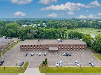 Plus de détails pour 1310 E Highway 96, White Bear Lake, MN - Différents types d’espaces à louer