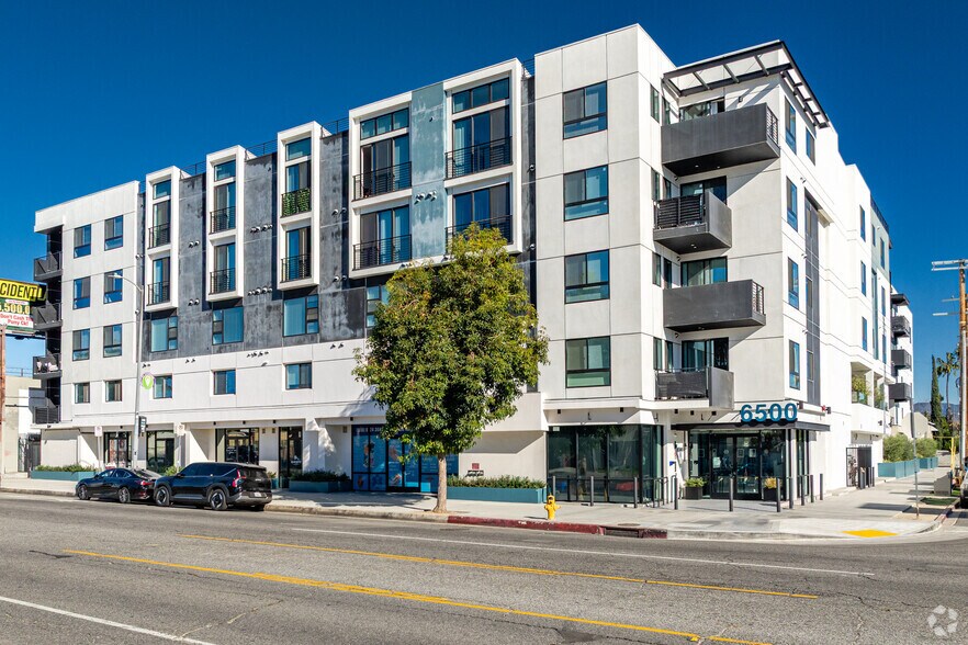 6500 Lankershim Blvd, North Hollywood, CA à louer - Photo principale – Image 1 sur 47